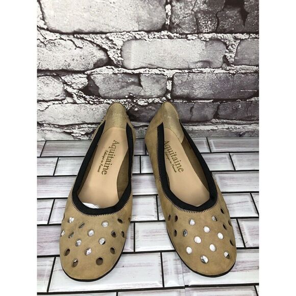 Aquitaine Brown Leather Perforated Ballet Flats Round Toe Shoes Women Sz 40EU/9M - Picture 2 of 16